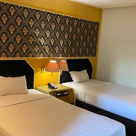Mas Graha Hotel 北干巴鲁 外观 照片
